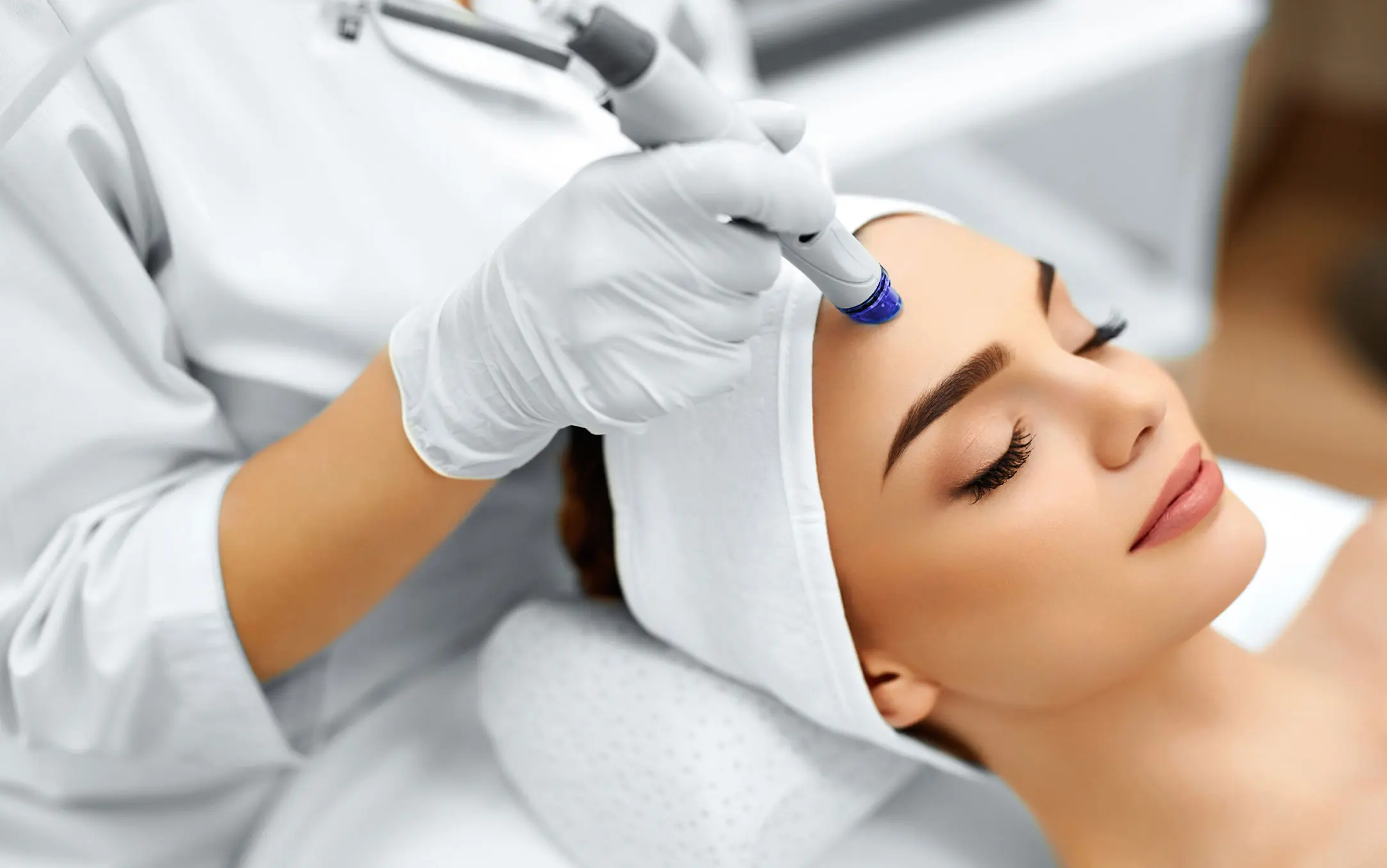 What Is Collagen Lift Therapy and How Can It Help Ageing, Loose Skin Fulwell?